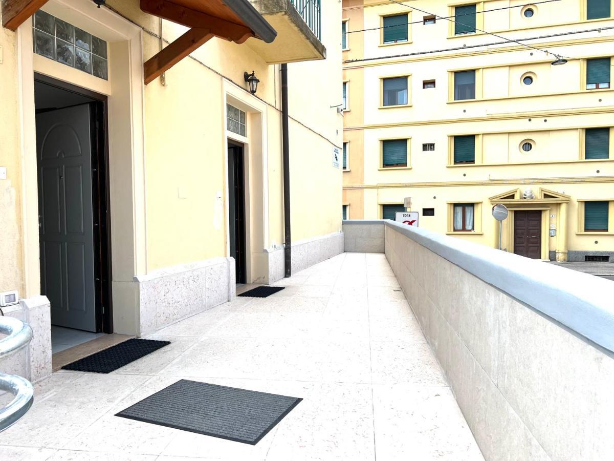 Nuova Fiera Camera Verona Exterior foto