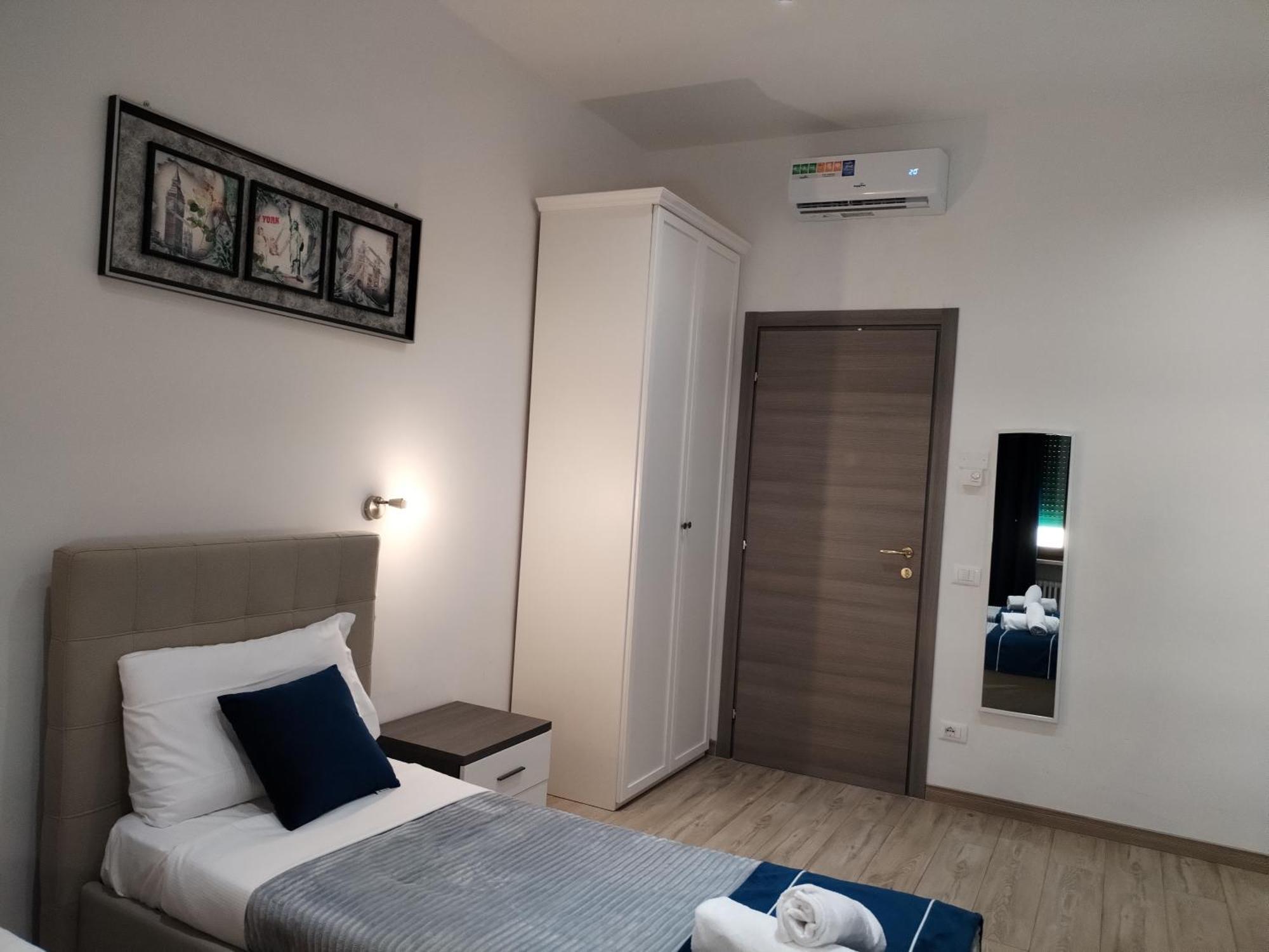 Nuova Fiera Camera Verona Exterior foto